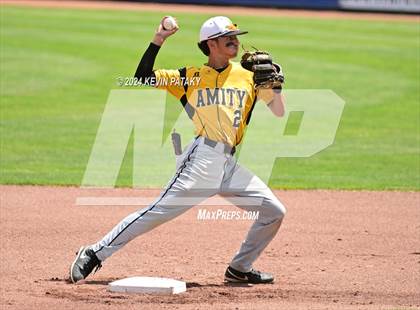 Thumbnail 2 in Staples vs. Amity Regional (CIAC Class LL Final) photogallery.