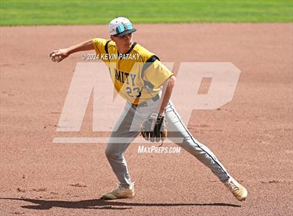 Thumbnail 3 in Staples vs. Amity Regional (CIAC Class LL Final) photogallery.