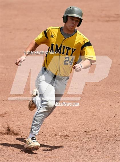 Thumbnail 3 in Staples vs. Amity Regional (CIAC Class LL Final) photogallery.