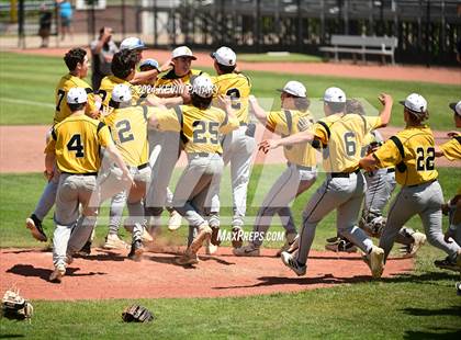 Thumbnail 1 in Staples vs. Amity Regional (CIAC Class LL Final) photogallery.