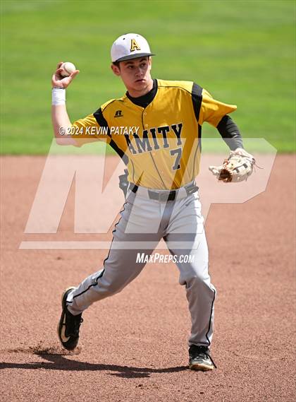 Thumbnail 2 in Staples vs. Amity Regional (CIAC Class LL Final) photogallery.