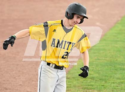 Thumbnail 2 in Staples vs. Amity Regional (CIAC Class LL Final) photogallery.