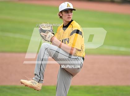 Thumbnail 1 in Staples vs. Amity Regional (CIAC Class LL Final) photogallery.