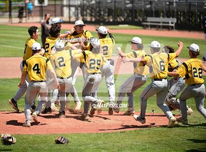 Thumbnail 3 in Staples vs. Amity Regional (CIAC Class LL Final) photogallery.