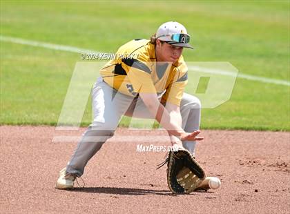 Thumbnail 3 in Staples vs. Amity Regional (CIAC Class LL Final) photogallery.