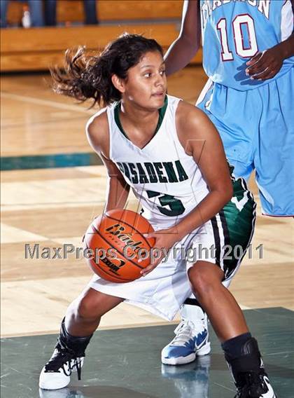 Thumbnail 1 in Madison vs. Pasadena (McDonald's Texas Invitational) photogallery.