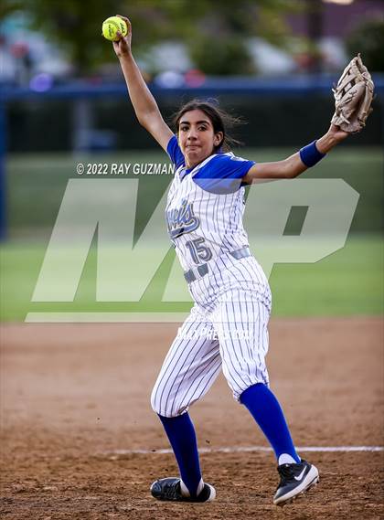 Thumbnail 1 in Clovis vs. Central (D1 CIF CS Division 1 Championship) photogallery.