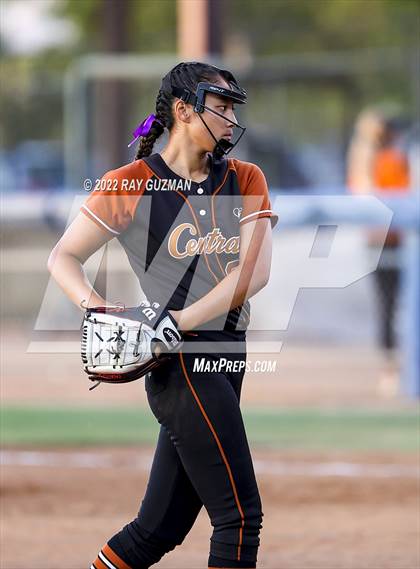 Thumbnail 2 in Clovis vs. Central (D1 CIF CS Division 1 Championship) photogallery.