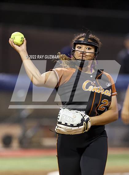 Thumbnail 1 in Clovis vs. Central (D1 CIF CS Division 1 Championship) photogallery.