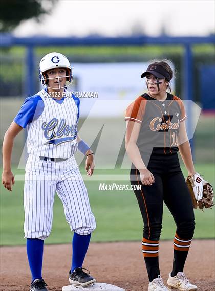 Thumbnail 1 in Clovis vs. Central (D1 CIF CS Division 1 Championship) photogallery.