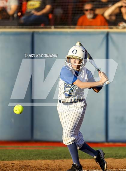Thumbnail 2 in Clovis vs. Central (D1 CIF CS Division 1 Championship) photogallery.