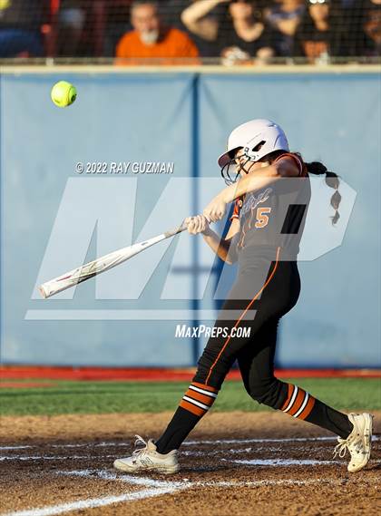 Thumbnail 3 in Clovis vs. Central (D1 CIF CS Division 1 Championship) photogallery.