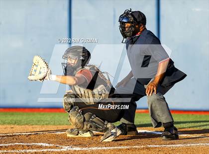 Thumbnail 2 in Clovis vs. Central (D1 CIF CS Division 1 Championship) photogallery.