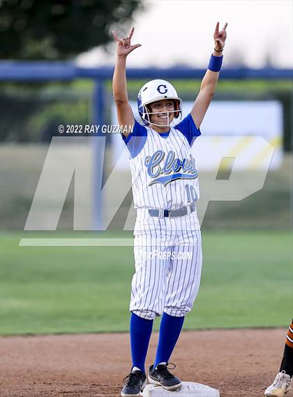 Thumbnail 1 in Clovis vs. Central (D1 CIF CS Division 1 Championship) photogallery.