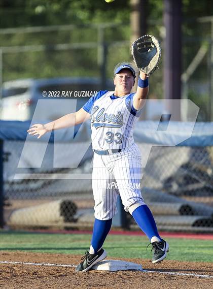 Thumbnail 3 in Clovis vs. Central (D1 CIF CS Division 1 Championship) photogallery.