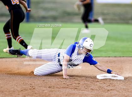 Thumbnail 2 in Clovis vs. Central (D1 CIF CS Division 1 Championship) photogallery.