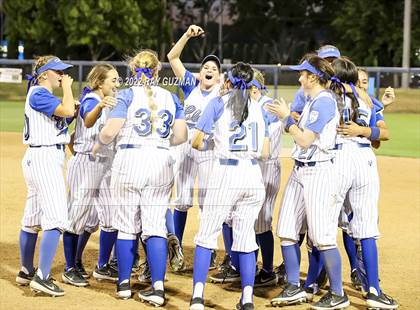 Thumbnail 2 in Clovis vs. Central (D1 CIF CS Division 1 Championship) photogallery.