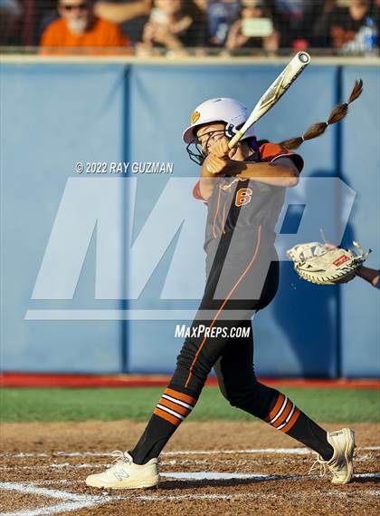 Thumbnail 3 in Clovis vs. Central (D1 CIF CS Division 1 Championship) photogallery.