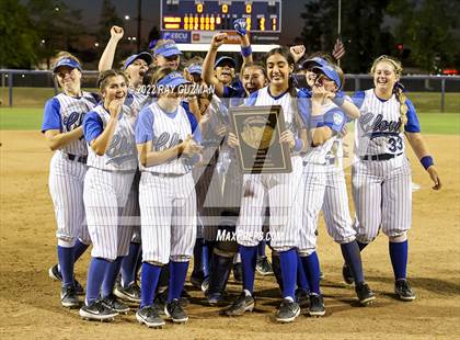 Thumbnail 3 in Clovis vs. Central (D1 CIF CS Division 1 Championship) photogallery.