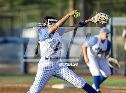Thumbnail 2 in Clovis vs. Central (D1 CIF CS Division 1 Championship) photogallery.