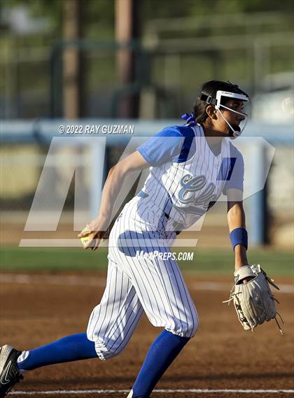 Thumbnail 3 in Clovis vs. Central (D1 CIF CS Division 1 Championship) photogallery.