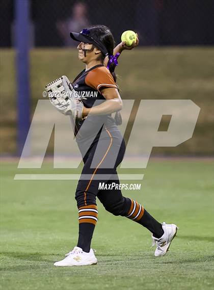 Thumbnail 1 in Clovis vs. Central (D1 CIF CS Division 1 Championship) photogallery.