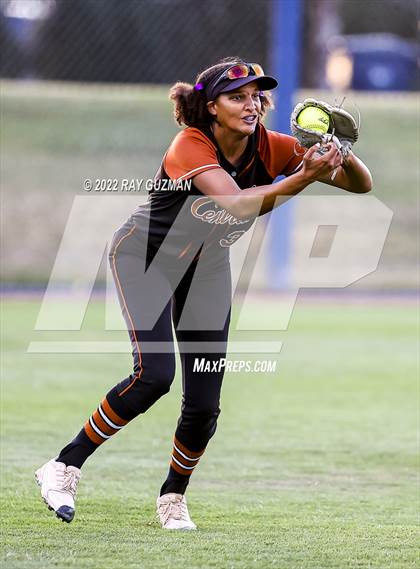 Thumbnail 2 in Clovis vs. Central (D1 CIF CS Division 1 Championship) photogallery.