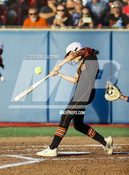 Thumbnail 2 in Clovis vs. Central (D1 CIF CS Division 1 Championship) photogallery.