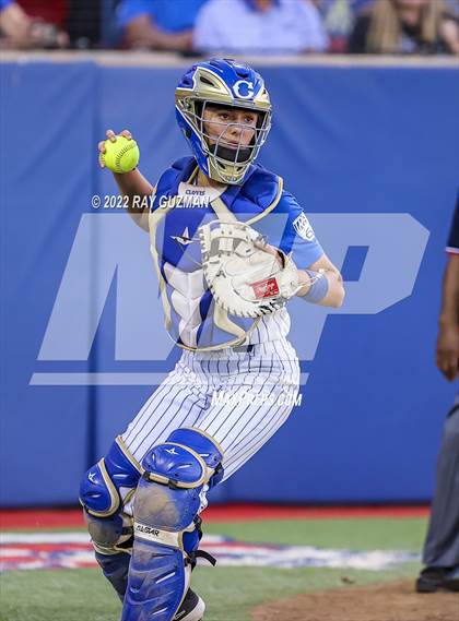 Thumbnail 1 in Clovis vs. Central (D1 CIF CS Division 1 Championship) photogallery.
