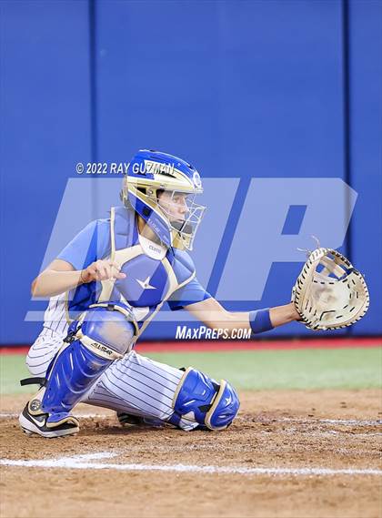 Thumbnail 2 in Clovis vs. Central (D1 CIF CS Division 1 Championship) photogallery.