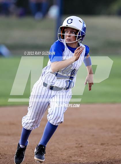 Thumbnail 3 in Clovis vs. Central (D1 CIF CS Division 1 Championship) photogallery.