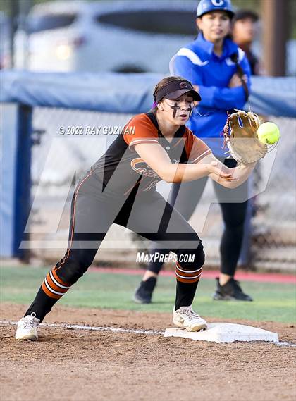 Thumbnail 2 in Clovis vs. Central (D1 CIF CS Division 1 Championship) photogallery.