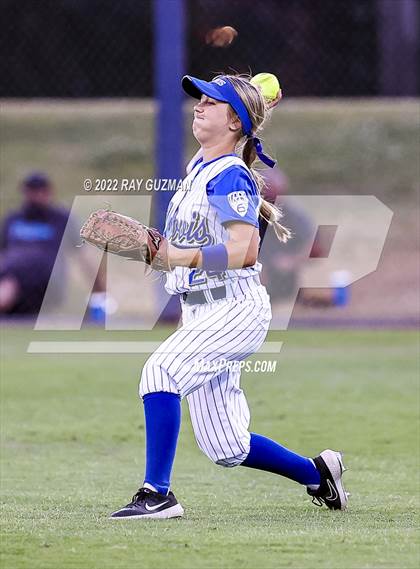 Thumbnail 1 in Clovis vs. Central (D1 CIF CS Division 1 Championship) photogallery.