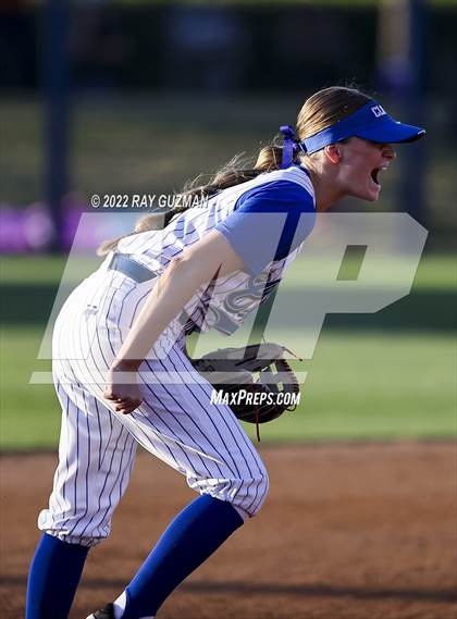 Thumbnail 1 in Clovis vs. Central (D1 CIF CS Division 1 Championship) photogallery.