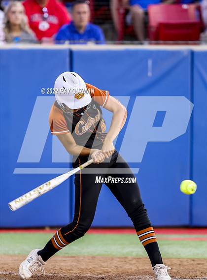 Thumbnail 2 in Clovis vs. Central (D1 CIF CS Division 1 Championship) photogallery.