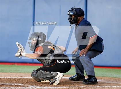 Thumbnail 2 in Clovis vs. Central (D1 CIF CS Division 1 Championship) photogallery.