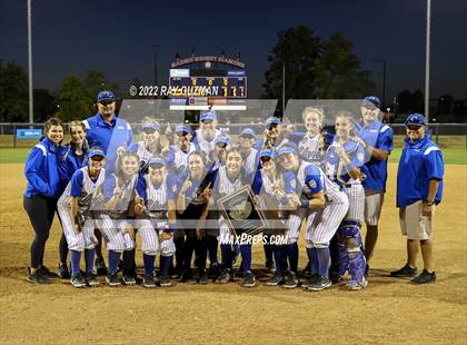 Thumbnail 3 in Clovis vs. Central (D1 CIF CS Division 1 Championship) photogallery.