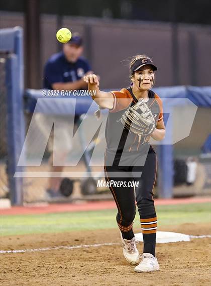 Thumbnail 2 in Clovis vs. Central (D1 CIF CS Division 1 Championship) photogallery.