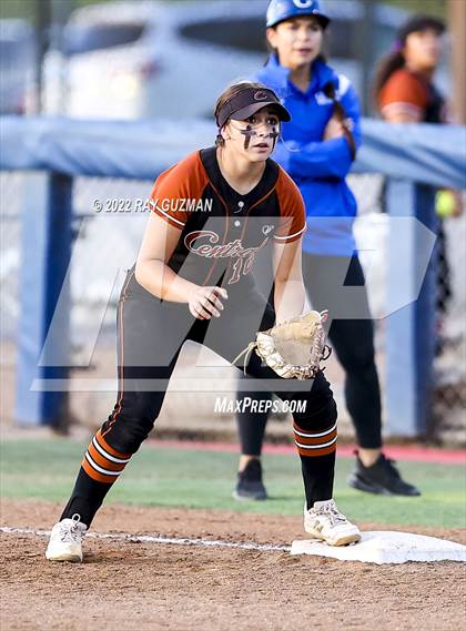 Thumbnail 1 in Clovis vs. Central (D1 CIF CS Division 1 Championship) photogallery.