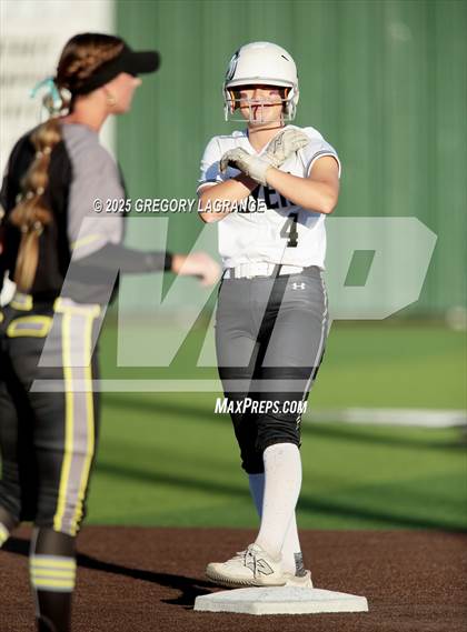 Thumbnail 2 in Forney vs Guyer (UIL 6A Softball State Semi-Final Division II) Game 1 photogallery.
