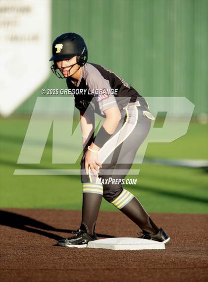 Thumbnail 1 in Forney vs Guyer (UIL 6A Softball State Semi-Final Division II) Game 1 photogallery.