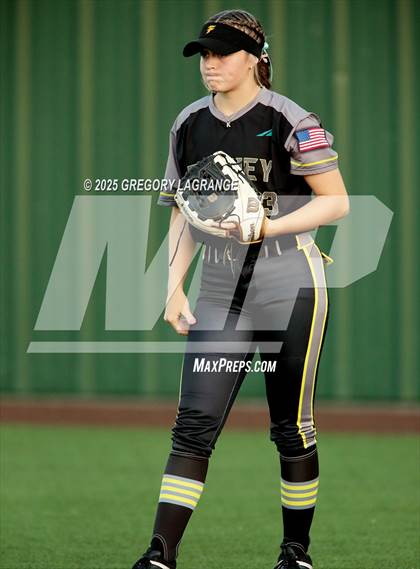 Thumbnail 2 in Forney vs Guyer (UIL 6A Softball State Semi-Final Division II) Game 1 photogallery.