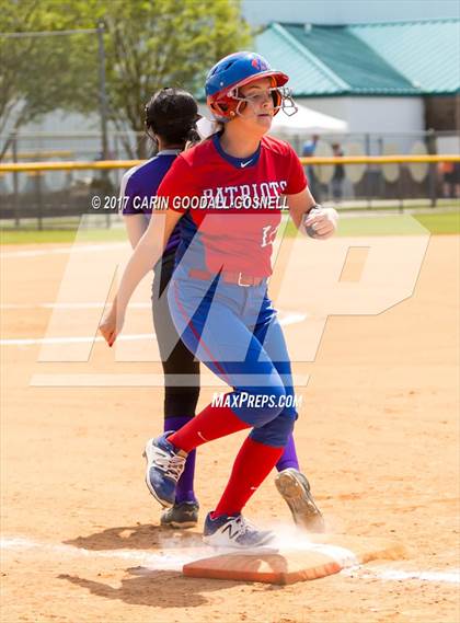 Thumbnail 2 in Tarboro vs. West Carteret photogallery.