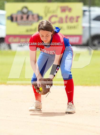 Thumbnail 3 in Tarboro vs. West Carteret photogallery.