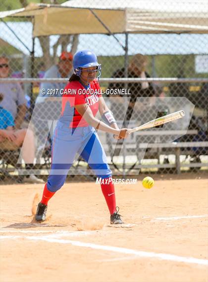 Thumbnail 3 in Tarboro vs. West Carteret photogallery.