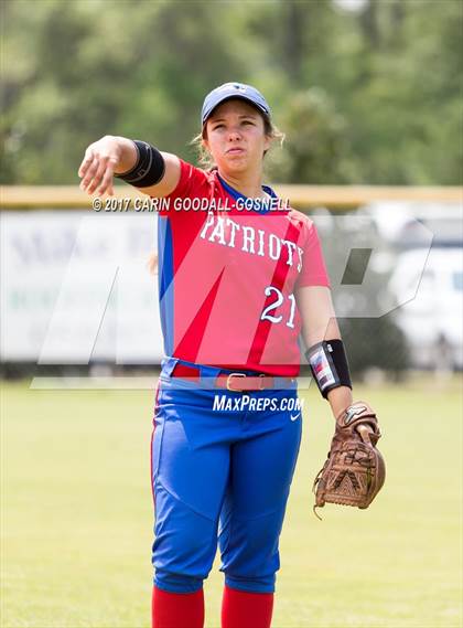 Thumbnail 2 in Tarboro vs. West Carteret photogallery.