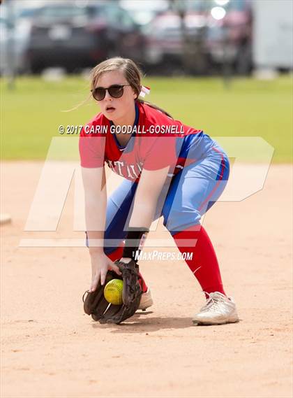 Thumbnail 2 in Tarboro vs. West Carteret photogallery.