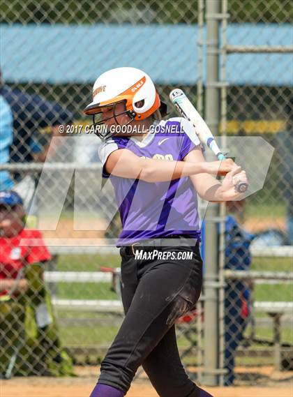 Thumbnail 3 in Tarboro vs. West Carteret photogallery.