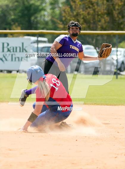 Thumbnail 3 in Tarboro vs. West Carteret photogallery.