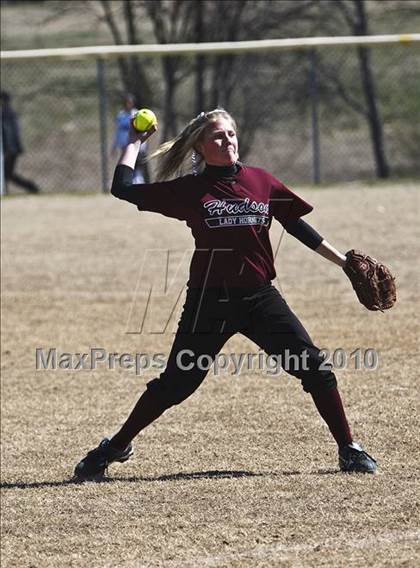Thumbnail 1 in Hudson vs. Joshua (Brewer Tournament) photogallery.
